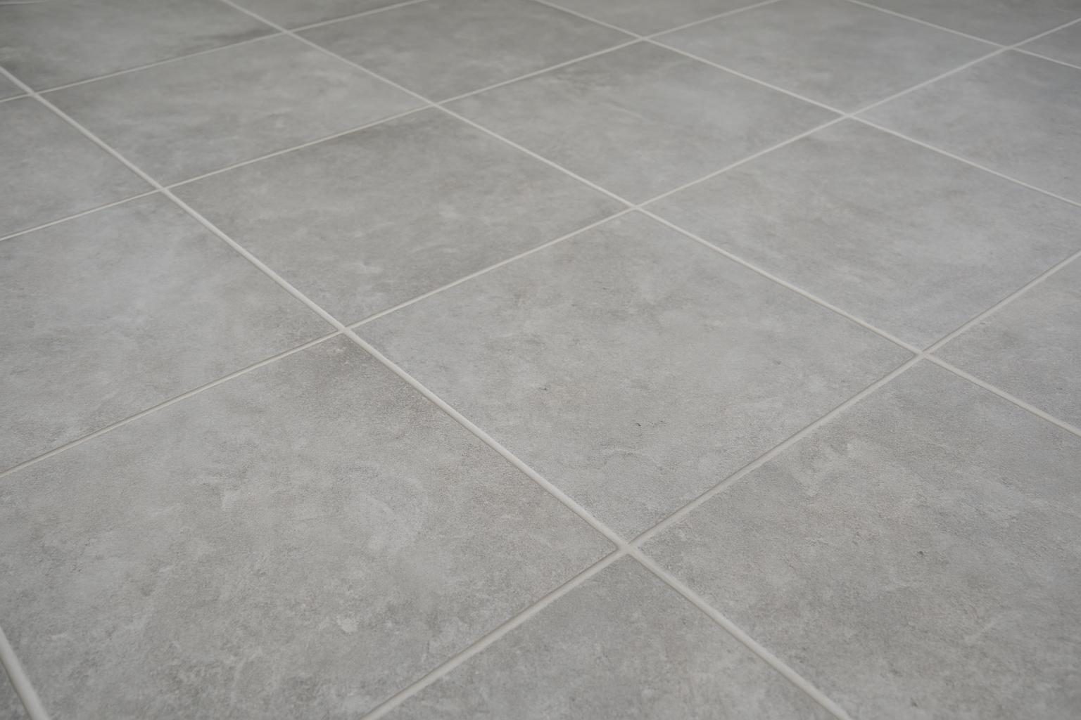 Grey stone-look kitchen floor tile